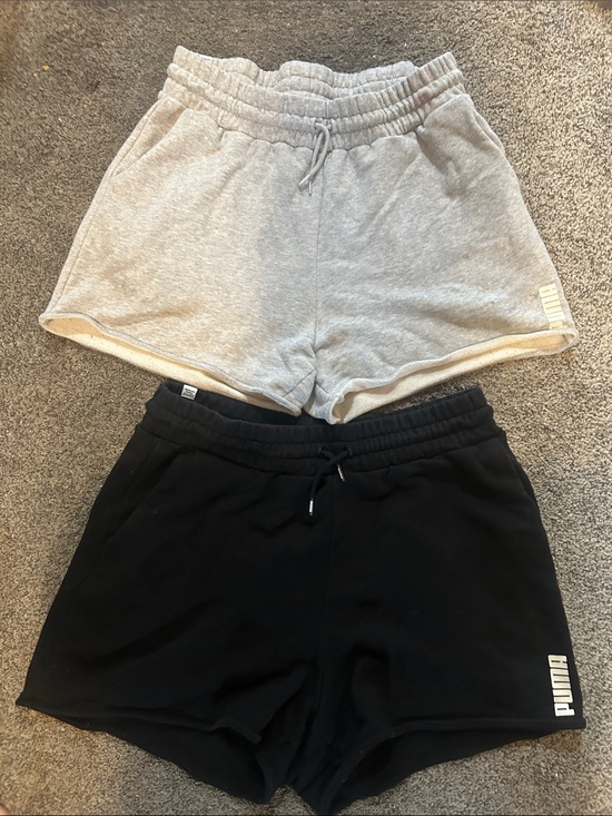 Puma Pants - 2 Puma Women's Light Gray and Black Athletic Shorts Set